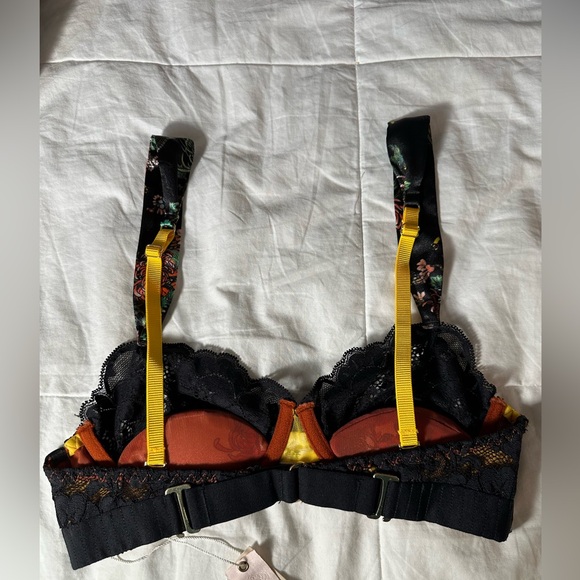 We Are HAH Hot As Hell Free People After Hours Bra Butterflies Combo Sz 32-36 A - Picture 9 of 14